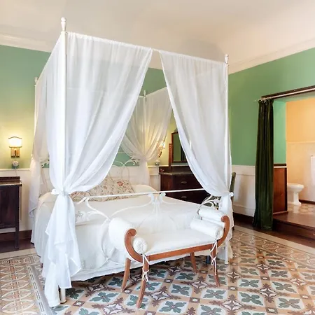 Hotel Relais Briuccia E Ristorante Capitolo Primo *