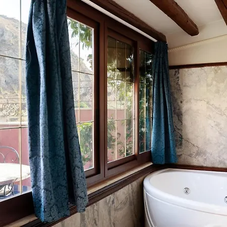 Relais Briuccia E Ristorante Capitolo Primo * Montallegro